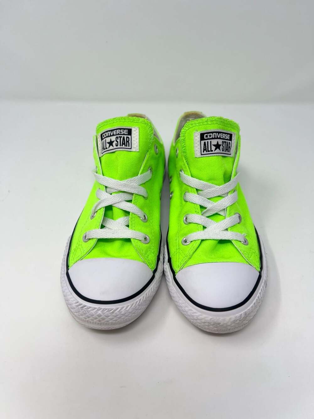 Converse All Star Low Top Sneaker Neon Mantis Size 3 youth